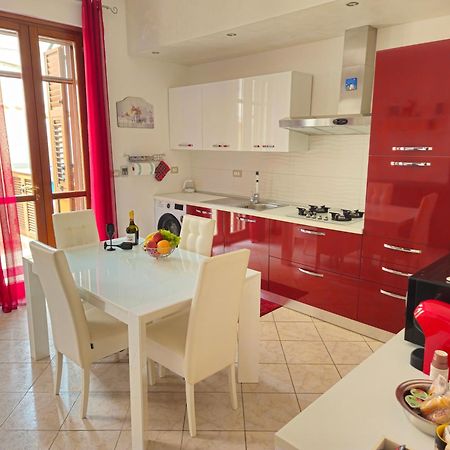 Casa Di Molly Al Centro Di Алгеро Екстериор снимка